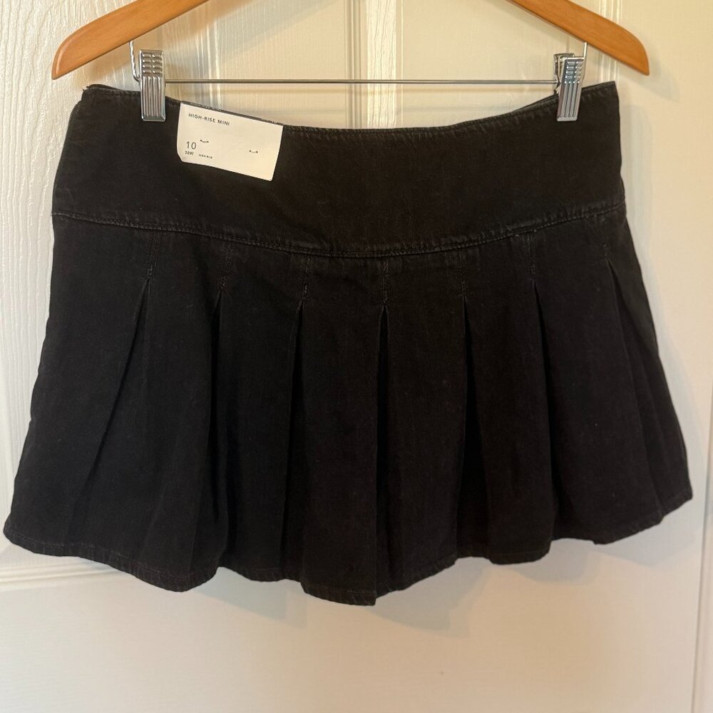 Pleated Black Skort  (NWT)